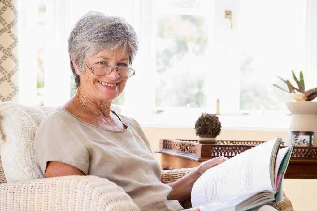 Curiosity in Older Adults: Unlocking Brain Health with Age 5 curiosity in older adults