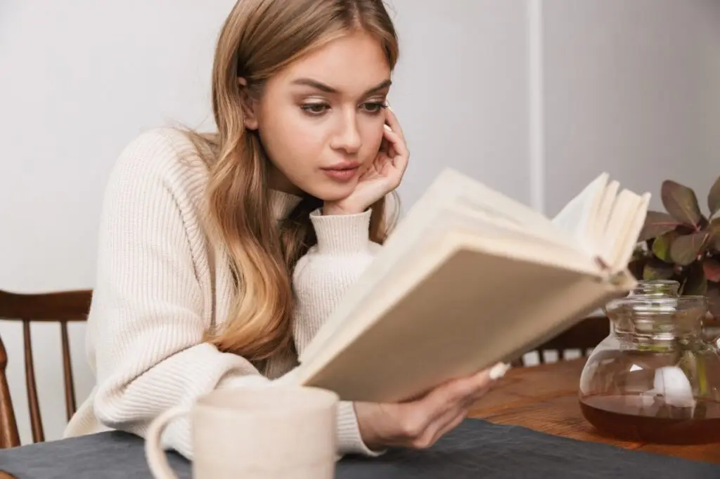 Mental Imagery in Reading Boosts Focus, Memory, and Comprehension 8 mental imagery